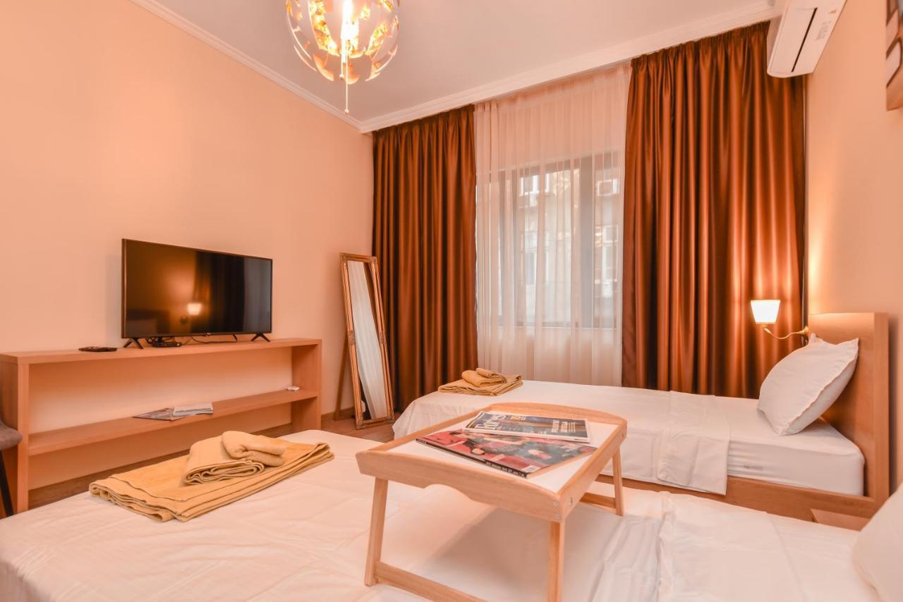 Sofia Dream Apartment - The Library - 3-Bdr, 2-Bthr By Flat Mаnager 外观 照片
