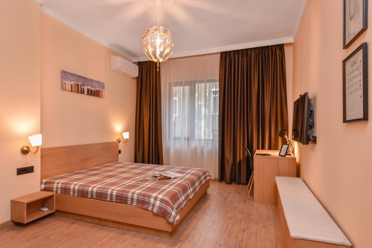 Sofia Dream Apartment - The Library - 3-Bdr, 2-Bthr By Flat Mаnager 外观 照片